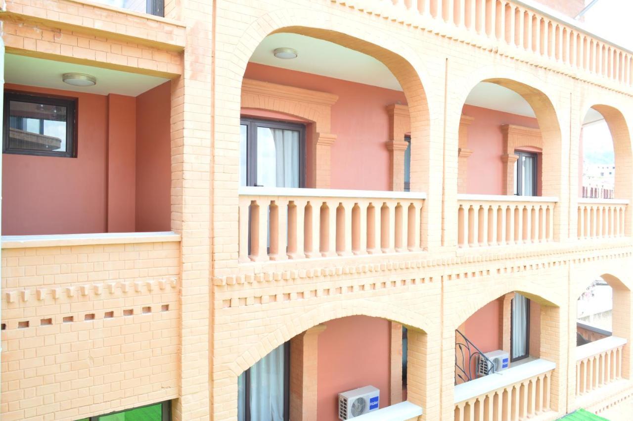 Havana Resort Antananarivo Bagian luar foto